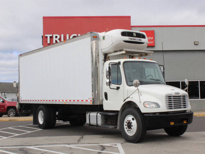 2018 Freightliner M2 106