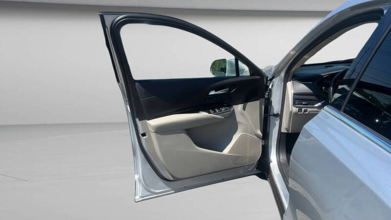 2020 Cadillac XT4 Premium Luxury