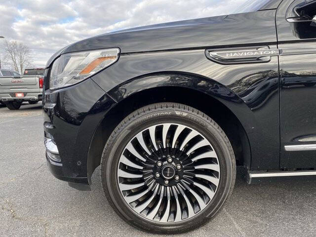 2018 Lincoln Navigator Black Label