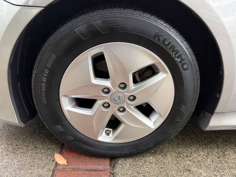 2012 Hyundai Sonata Hybrid