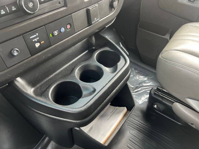 2021 Chevrolet Express 2500