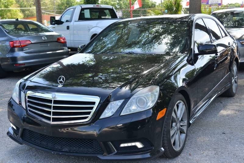 2010 Mercedes-Benz E-Class E350 Luxury's photo