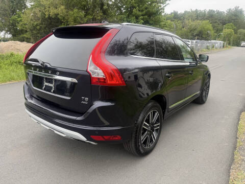 2017 Volvo XC60 T5 Dynamic