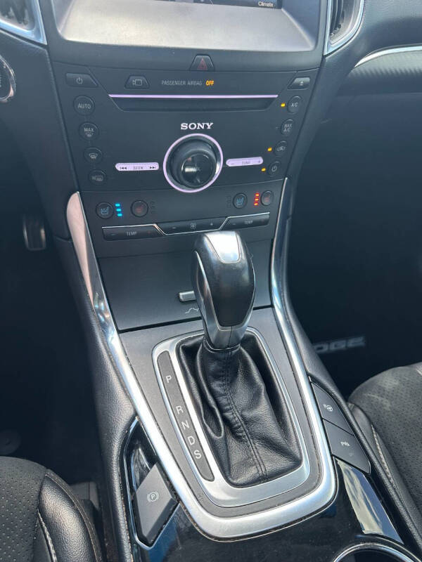 2015 Ford Edge Sport