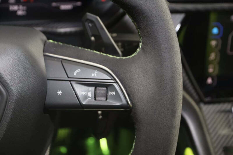 2022 Lamborghini Urus