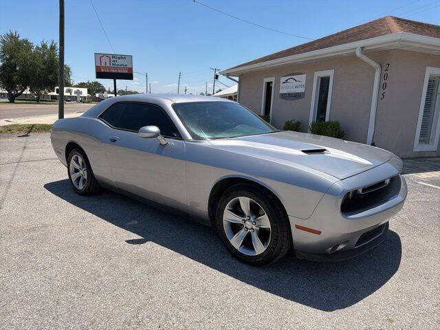 2017 Dodge Challenger SXT