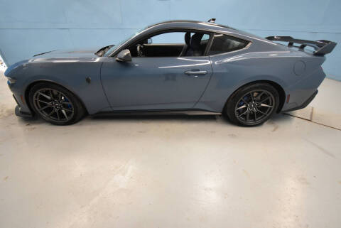 2025 Ford Mustang Dark Horse