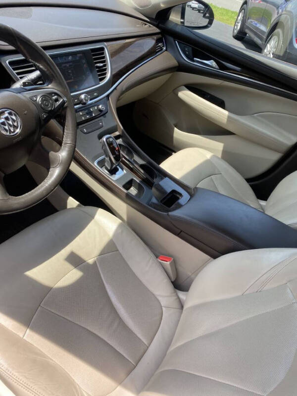 2017 Buick LaCrosse Essence