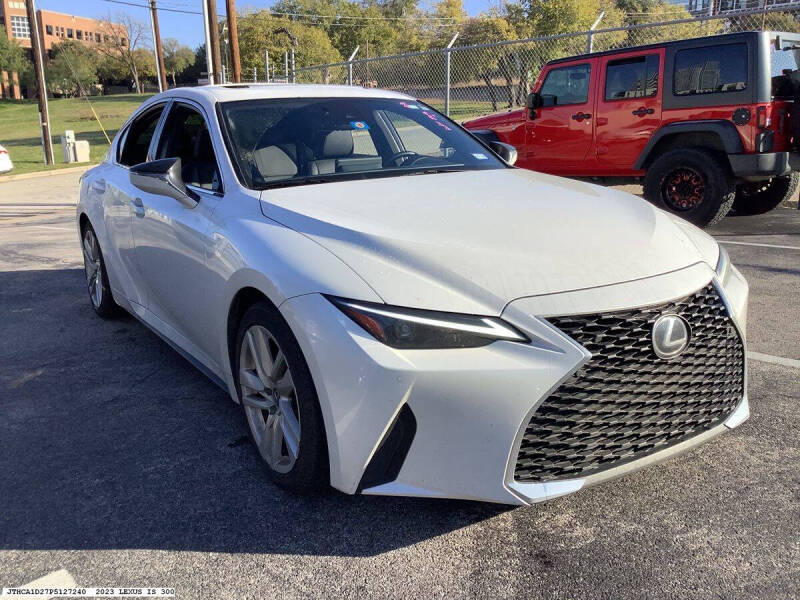 2023 Lexus IS 300