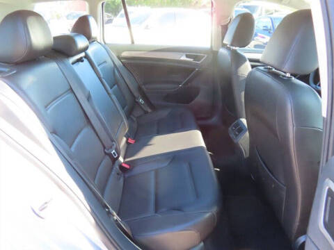 2015 Volkswagen Golf SportWagen TDI S