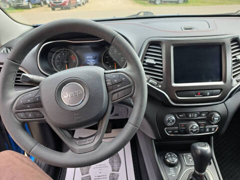 2022 Jeep Cherokee Trailhawk