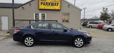 2010 Honda Accord for sale at Parkway Motors in Springfield IL