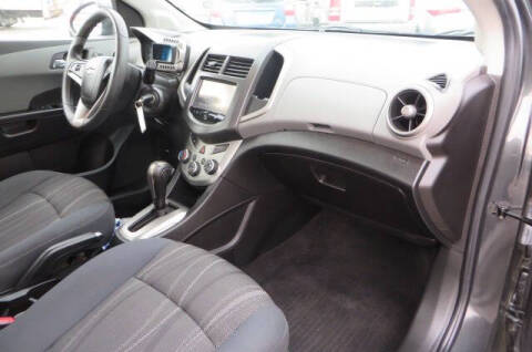 2016 Chevrolet Sonic LT Auto