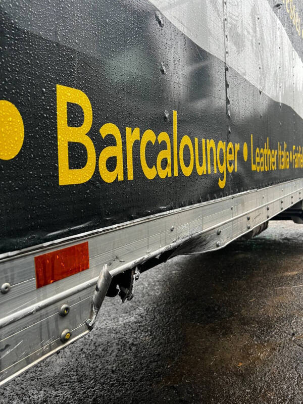 2023 SMYNRA 26FT BOX