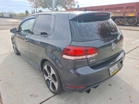 2013 Volkswagen GTI Base PZEV