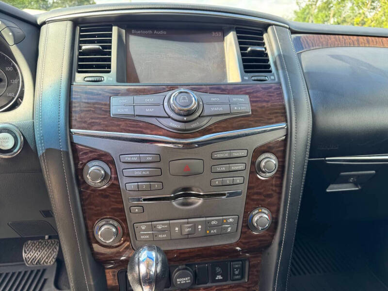 2017 Nissan Armada SV