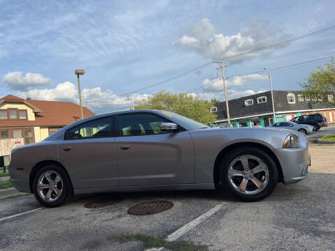 2013 Dodge Charger for sale at Magana Auto Sales Inc in Aurora IL