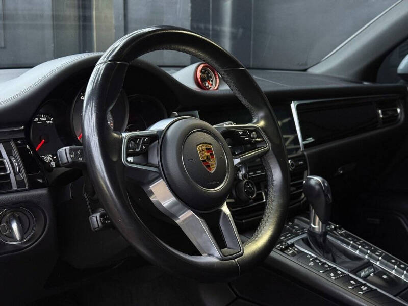 2021 Porsche Macan S