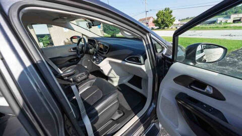 2019 Chrysler Pacifica Touring L