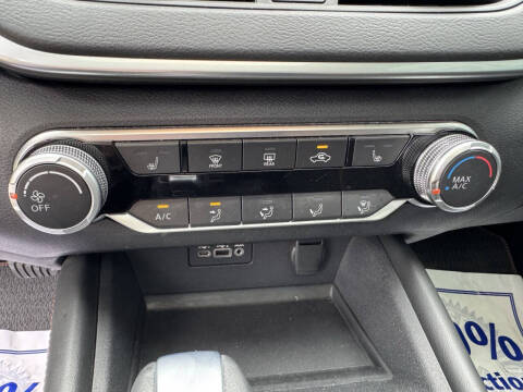 2022 Nissan Altima 2.5 SR