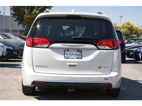 2019 Chrysler Pacifica Hybrid