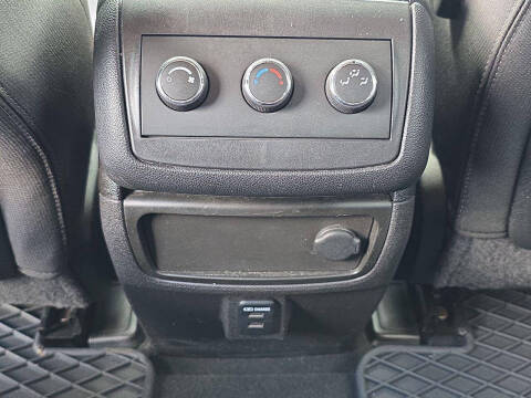 2015 GMC Acadia SLE-2