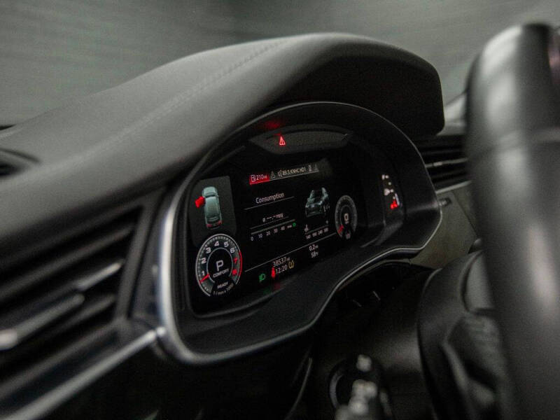 2023 Audi Q7 quattro Premium Plus 55 TFSI