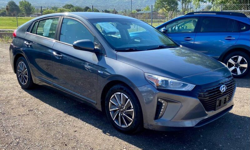 2018 Hyundai Ioniq Plug-in Hybrid for sale at The Car-Mart in Bountiful UT