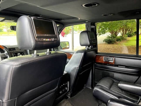 2017 Lincoln Navigator L Select