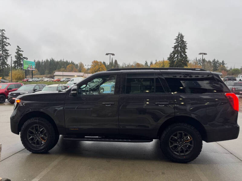 2025 Ford Expedition Tremor