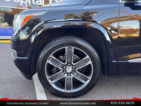 2017 GMC Acadia Denali