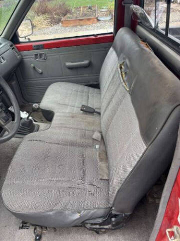 1986 Mazda B2000