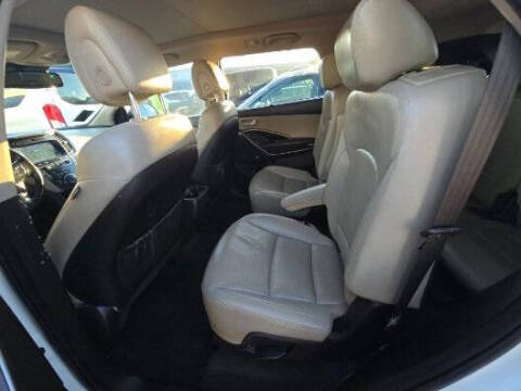 2017 Hyundai Santa Fe Limited Ultimate