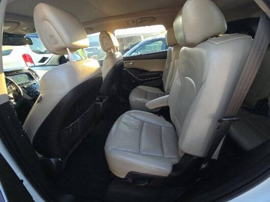 2017 Hyundai Santa Fe Limited Ultimate