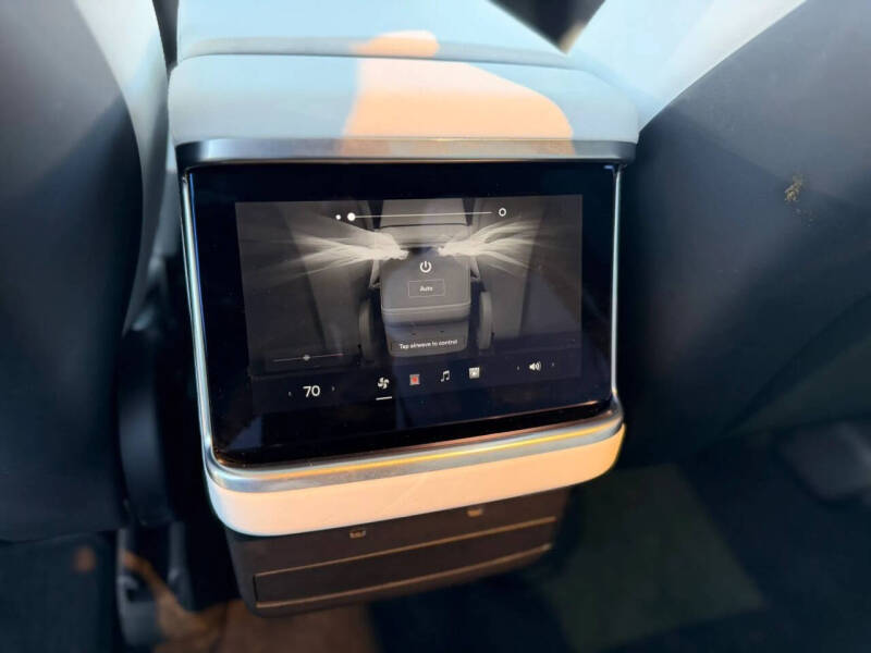 2022 Tesla Model X Plaid