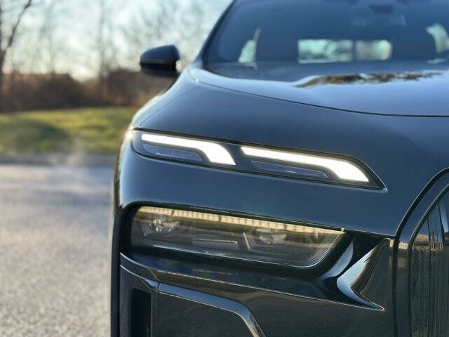 2023 BMW 7 Series 760i xDrive