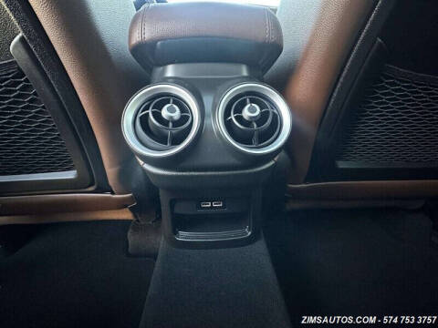 2018 Alfa Romeo Stelvio Sport