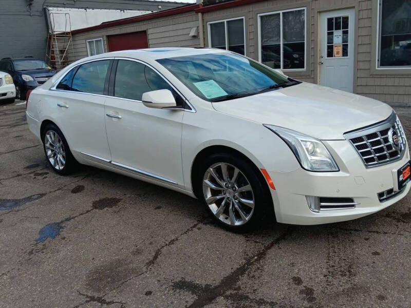 2015 Cadillac XTS for sale at 1-800 Get A Car in Mount Clemens MI