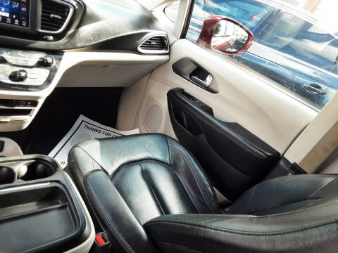 2020 Chrysler Pacifica Touring L