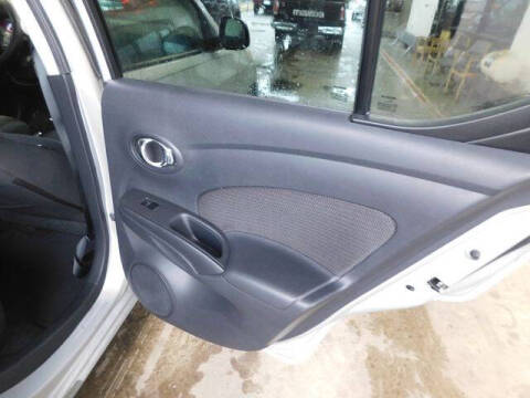 2013 Nissan Versa 1.6 S