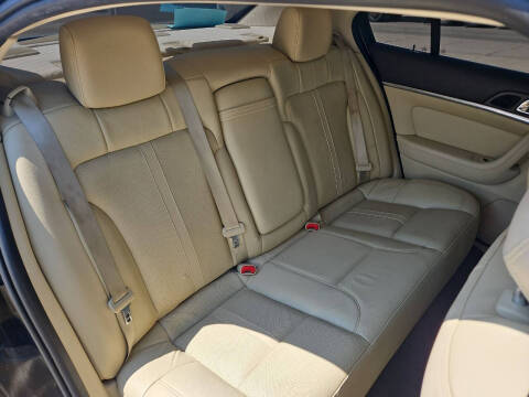 2013 Lincoln MKS