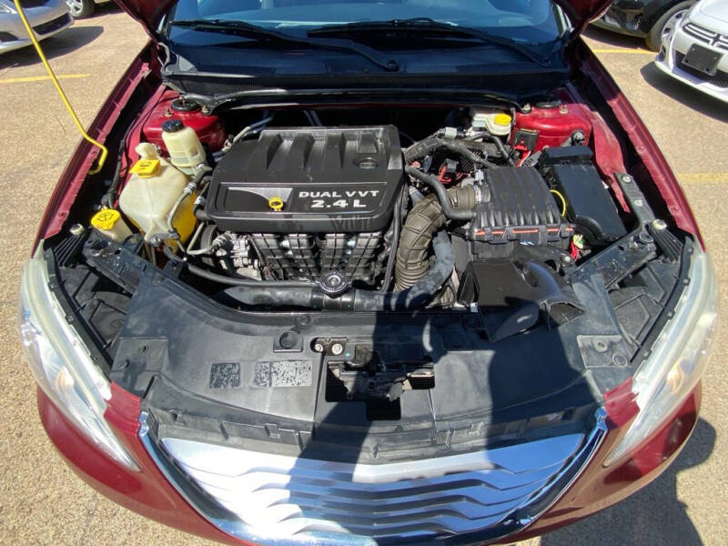 2012 Chrysler 200 Touring