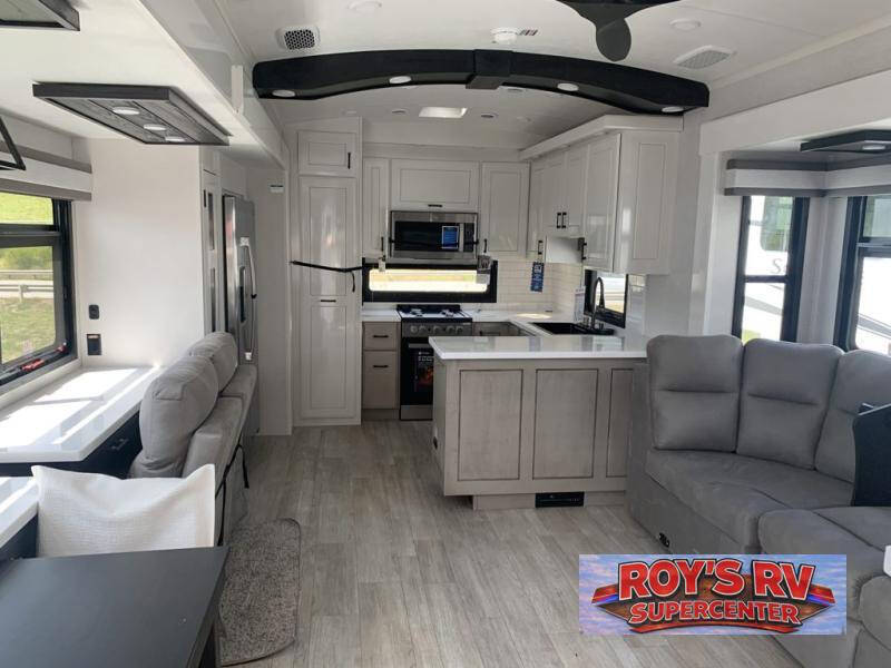 2026 Jayco Pinnacle