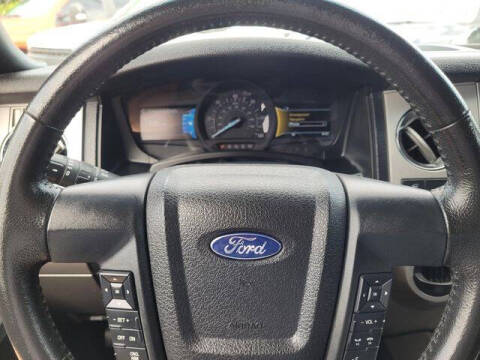 2017 Ford Expedition XLT