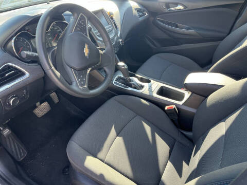 2017 Chevrolet Cruze LT Auto