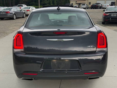2016 Chrysler 300 S