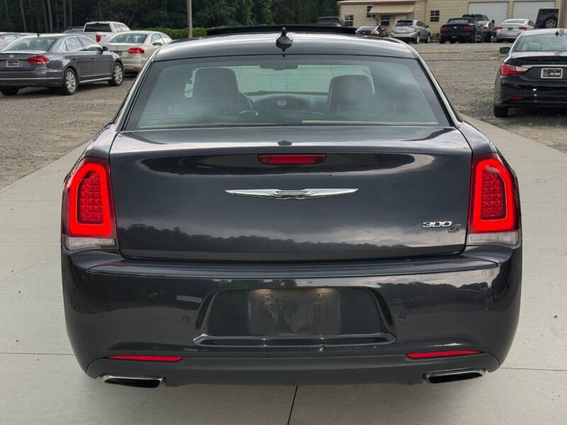 2016 Chrysler 300 S
