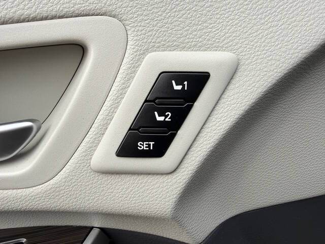 2023 Toyota Sienna Limited 7-Passenger