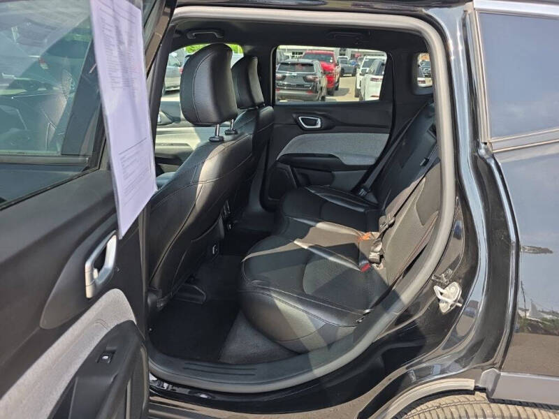2023 Jeep Compass Latitude Lux
