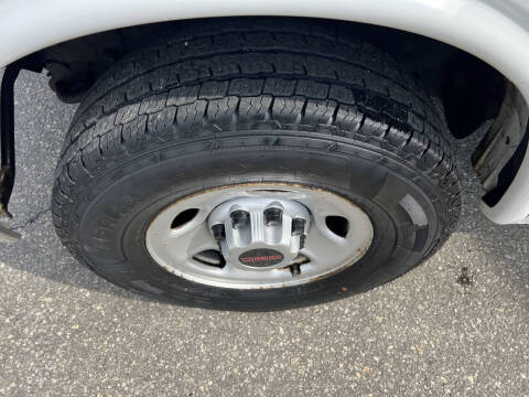 2016 GMC Savana 2500